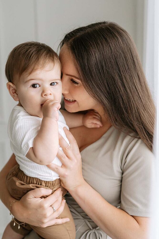 Child custody attorney helping a parent in Nassau County family court